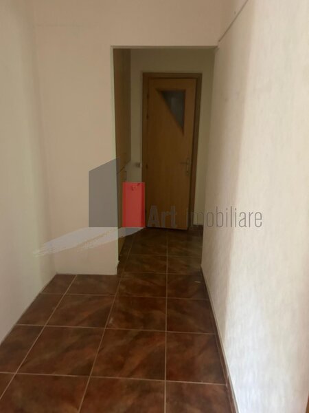 Bd. Brancoveanu, Izvorul Rece vanzare apartament 4 camere decomandat