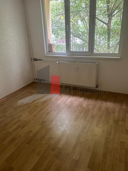 Bd. Brancoveanu, Izvorul Rece vanzare apartament 4 camere decomandat