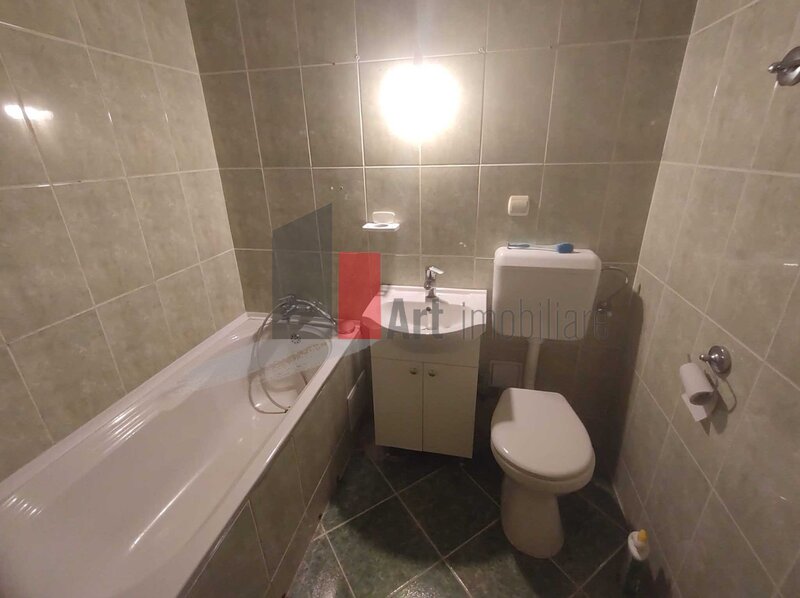 Bd. Brancoveanu, Izvorul Rece vanzare apartament 4 camere decomandat